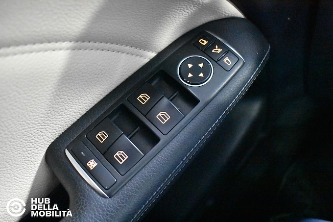 MERCEDES-BENZ B 180 CDI Executive